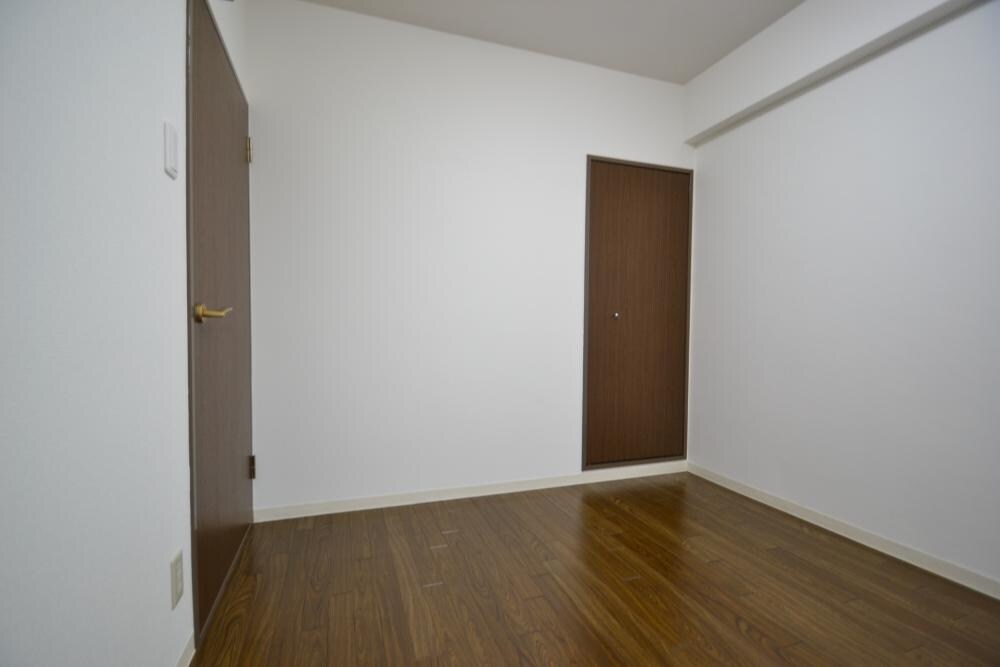 プラマー2番館の物件内観写真