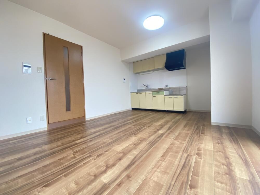 Y’sコート蘭びっくの物件内観写真