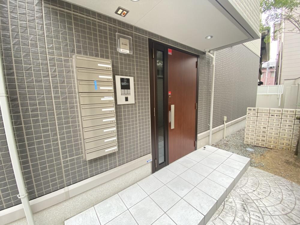 アジョーレレジデンスJR西宮駅前の物件外観写真