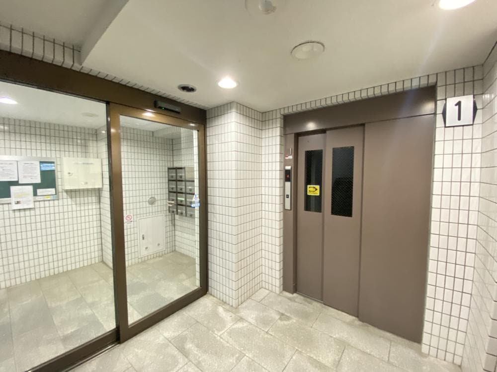 陽光プラザの物件外観写真