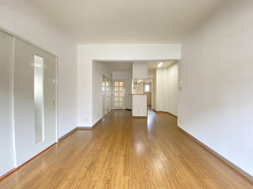 パラディオン1の物件内観写真