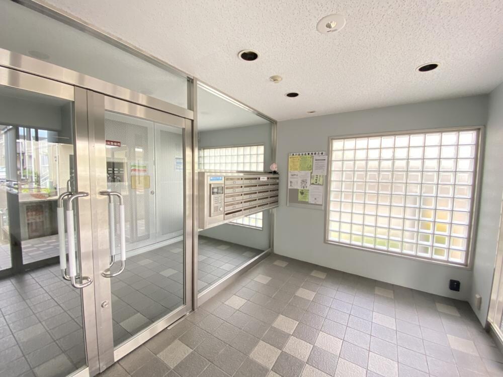 芦屋東パークハイツの物件外観写真