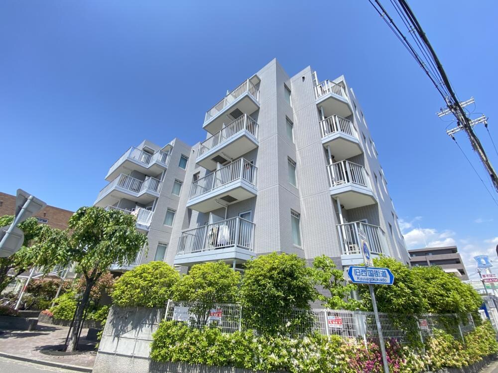 セレーノ門戸の物件外観写真