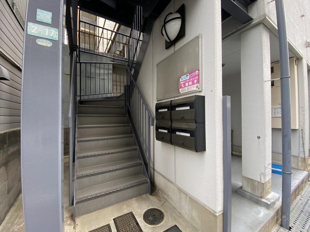 ハウスリーブスの物件外観写真