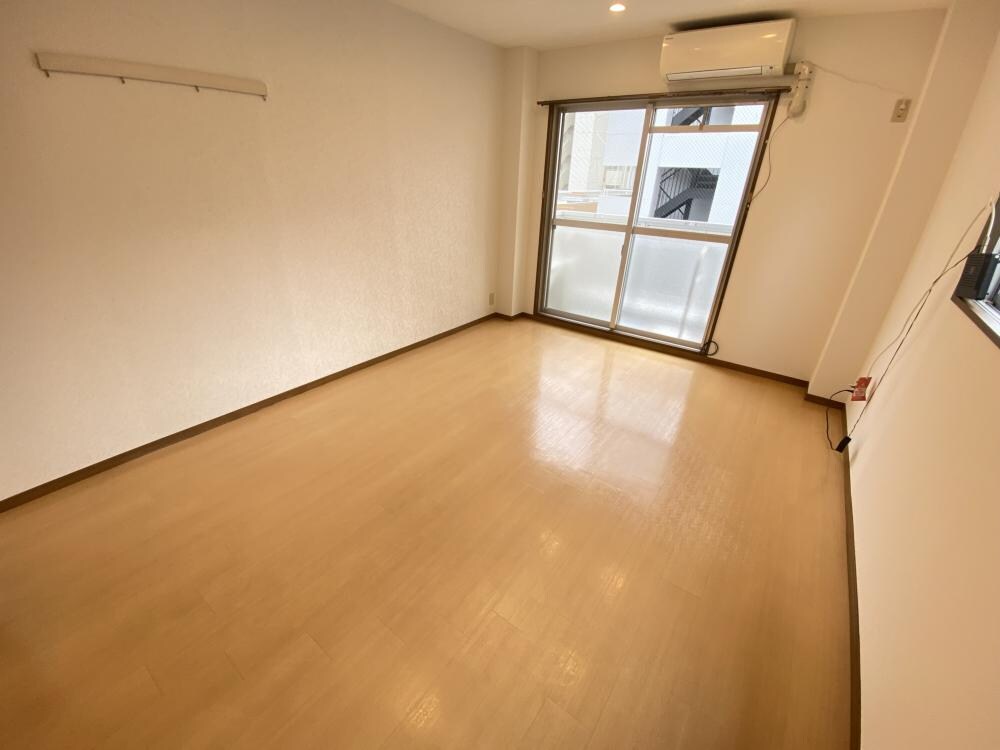 ハウスリーブスの物件内観写真