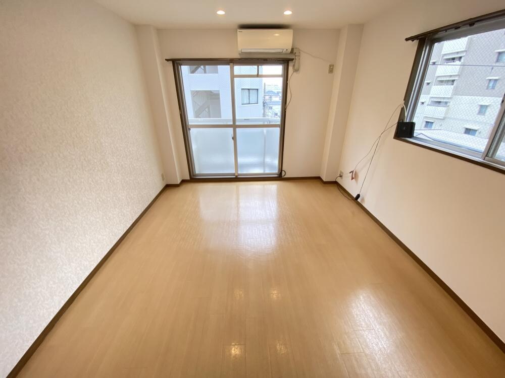 ハウスリーブスの物件内観写真