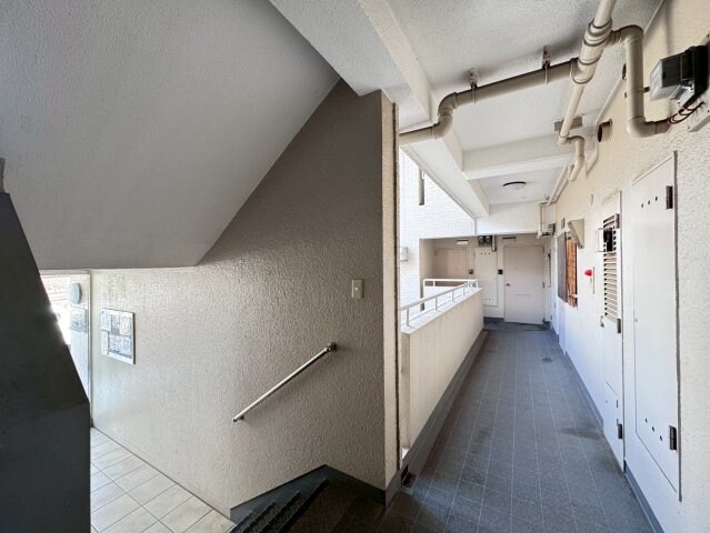 篠原南マンションの物件外観写真