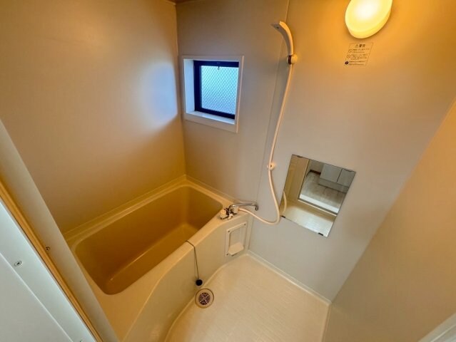 ハイネス岡本の物件内観写真