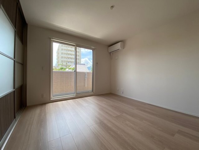 エレナ本山の物件内観写真