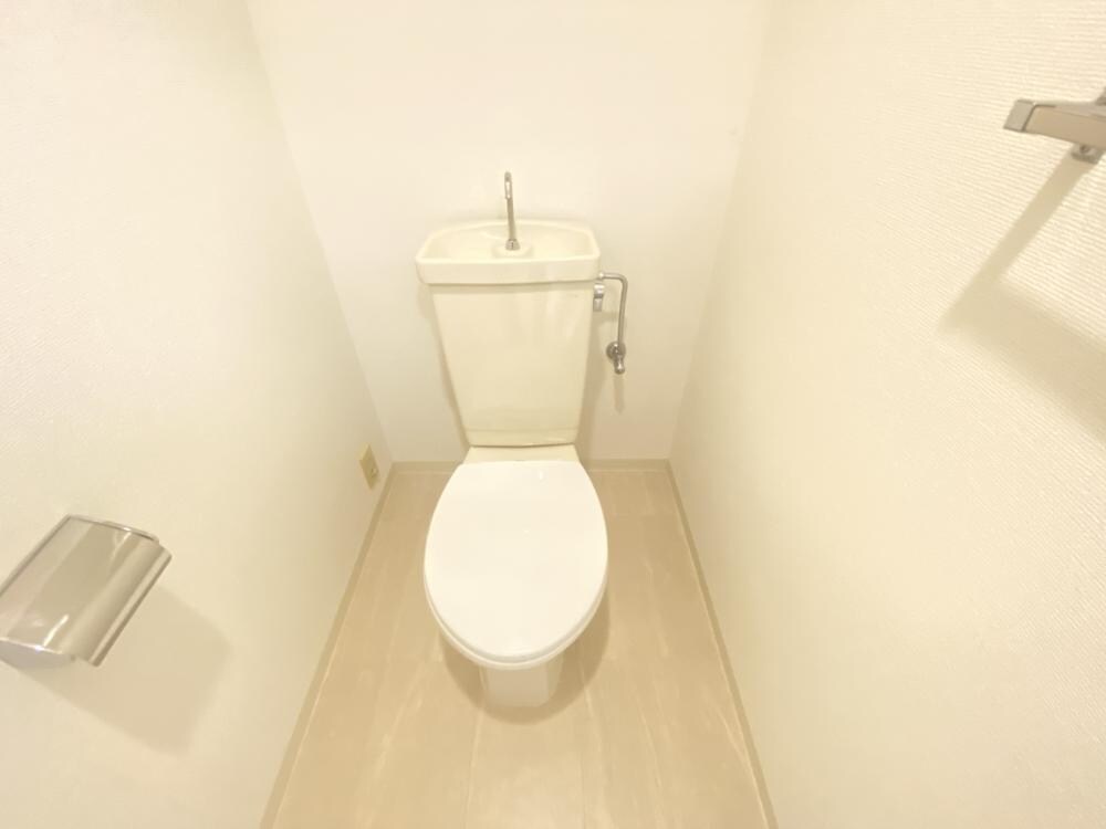 サンロイヤル塚口の物件内観写真