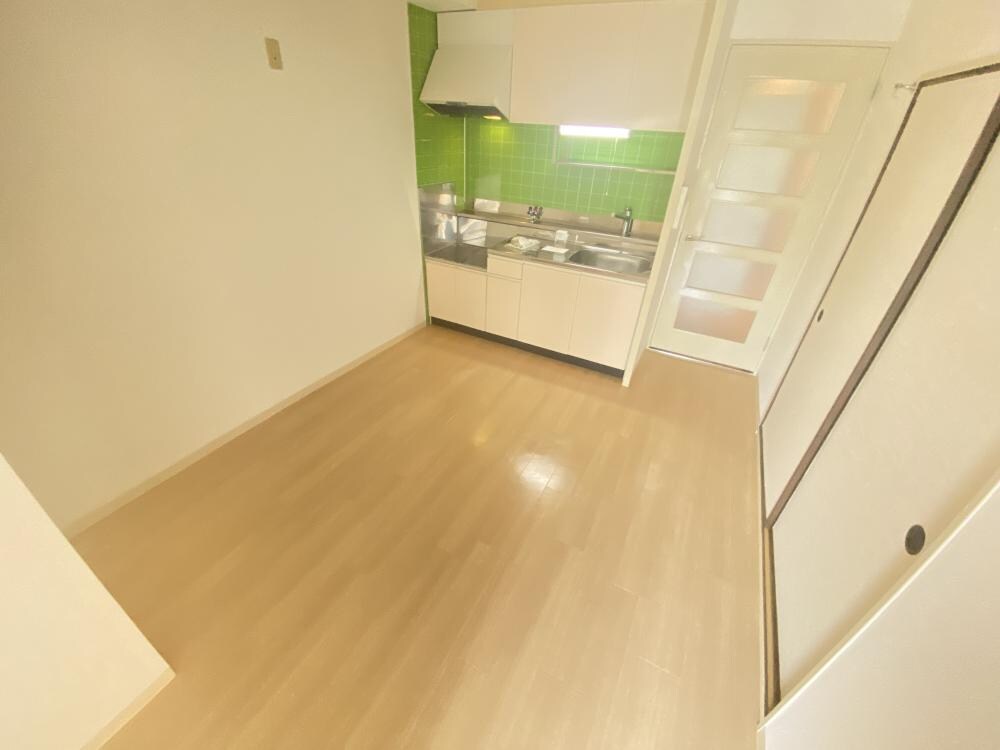 サンロイヤル塚口の物件内観写真