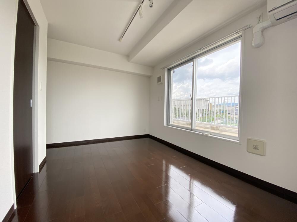 レジディア甲東園の物件内観写真