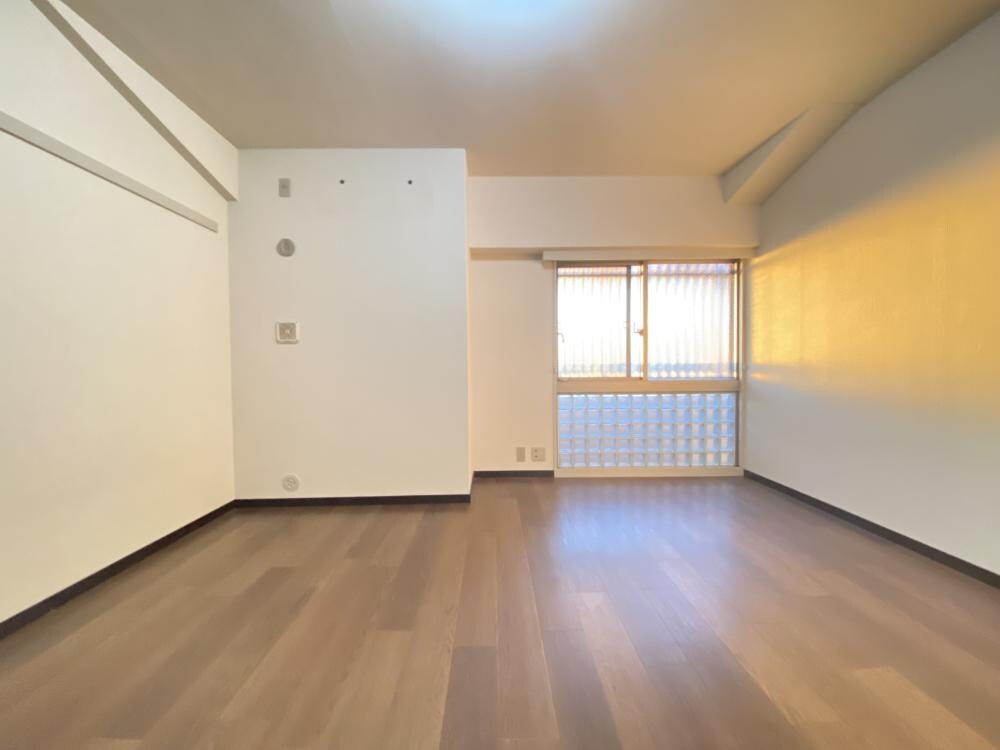 白鷹松下町マンションの物件内観写真