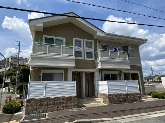 プラシード2の物件外観写真