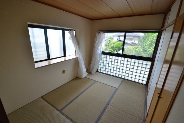 ラ・メゾンクレールの物件内観写真