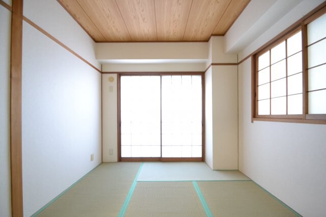 篠原南マンションの物件内観写真