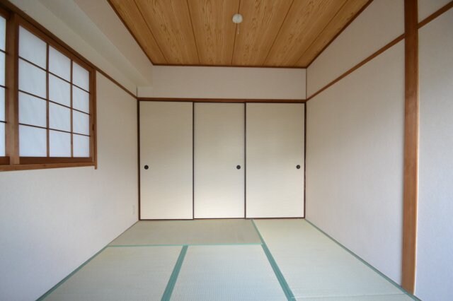 篠原南マンションの物件内観写真