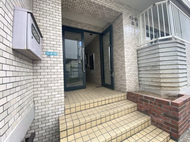 クレセント夙川の物件外観写真