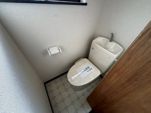 大石北町貸家の物件内観写真