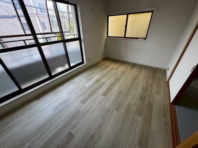 大石北町貸家の物件内観写真