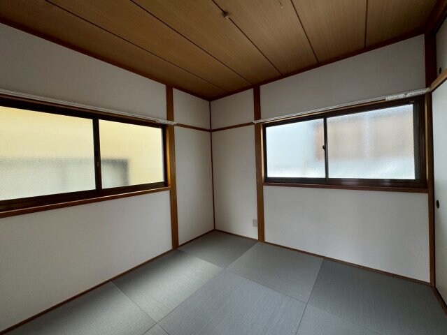 大石北町貸家の物件内観写真