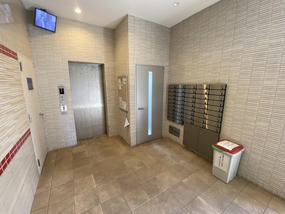 Laville1930の物件外観写真