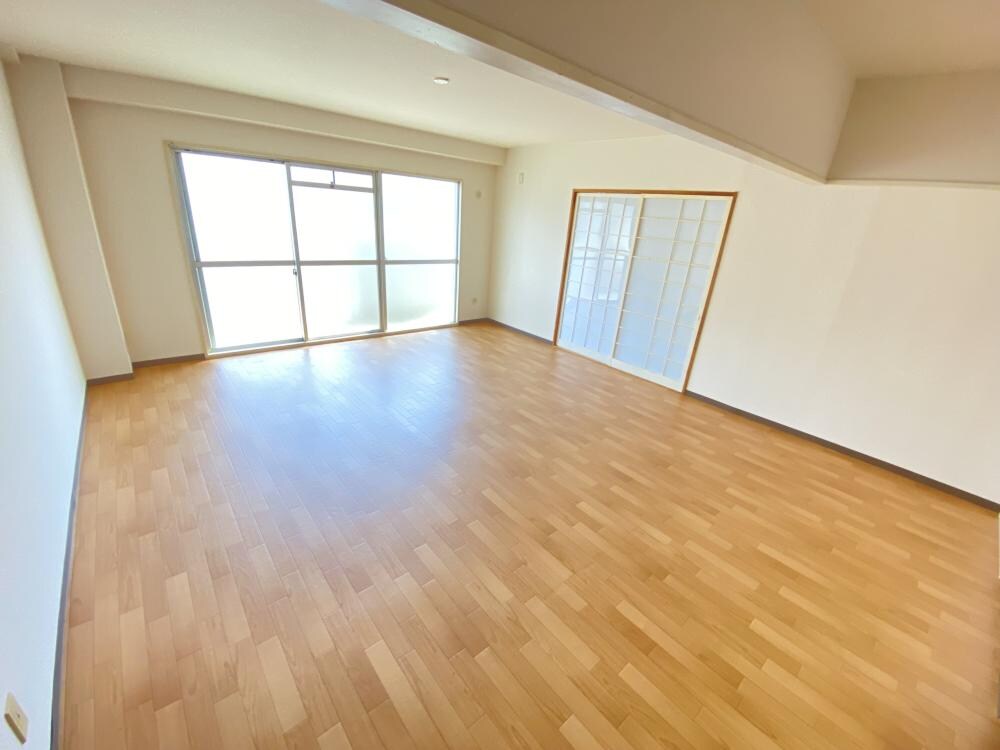 飛鳥グランドパレスの物件内観写真