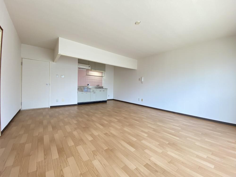 飛鳥グランドパレスの物件内観写真