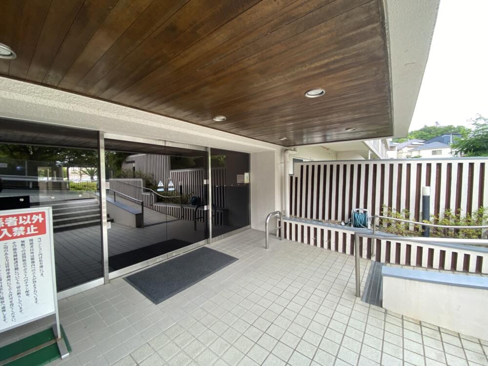 パラツィーナセシリア第2甲陽園の物件外観写真