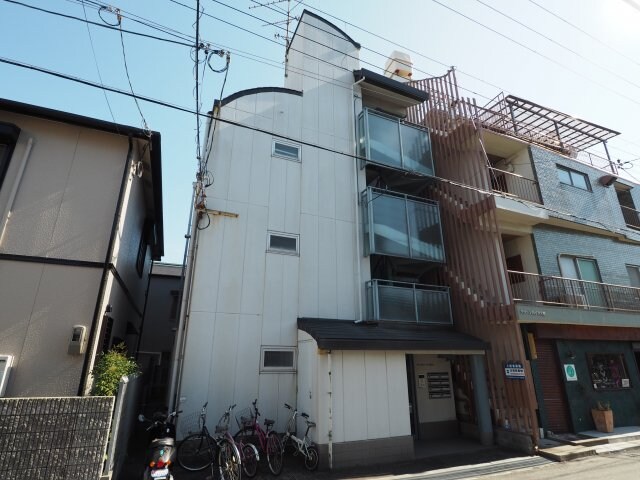 ヤングリーブス岡本の物件外観写真