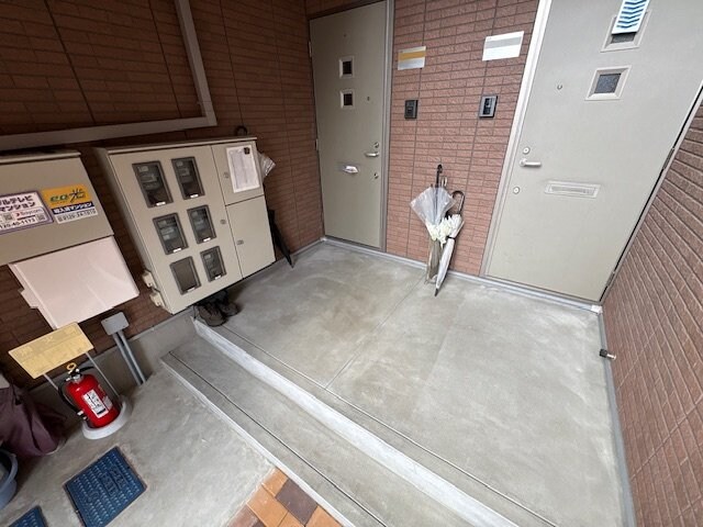 ル・シエール崇徳院の物件外観写真