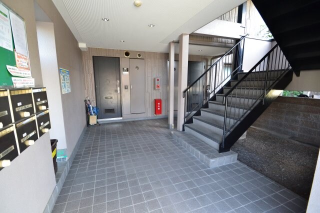 ルシェール武庫之荘の物件外観写真