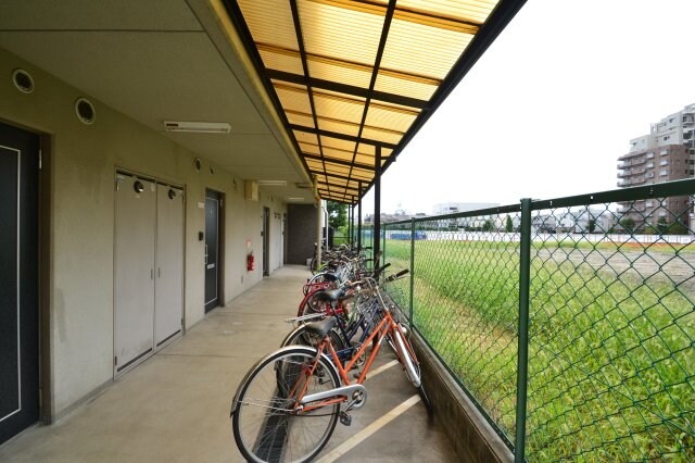 コスモスコートの物件外観写真