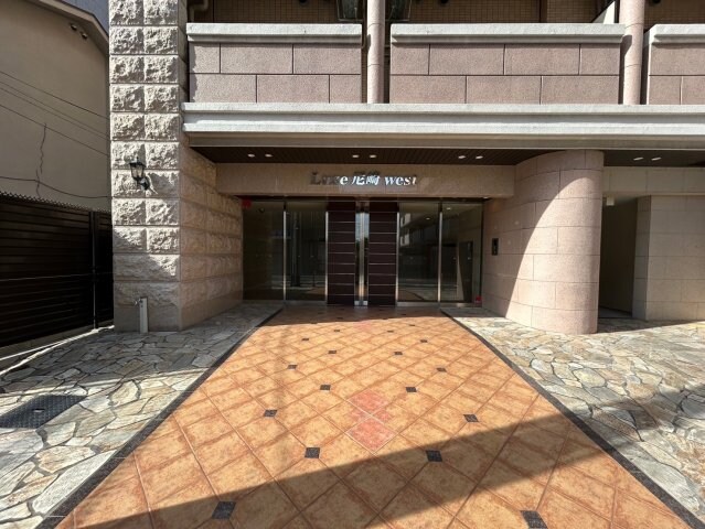 Luxe尼崎WESTの物件外観写真
