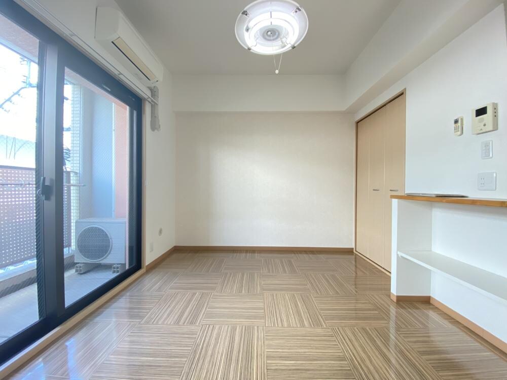 グランプラスシャトーの物件内観写真