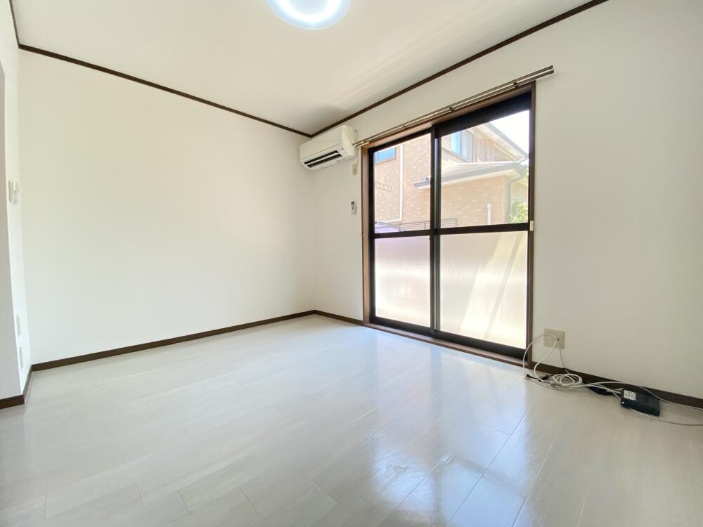 エスペーロ甲東1の物件内観写真