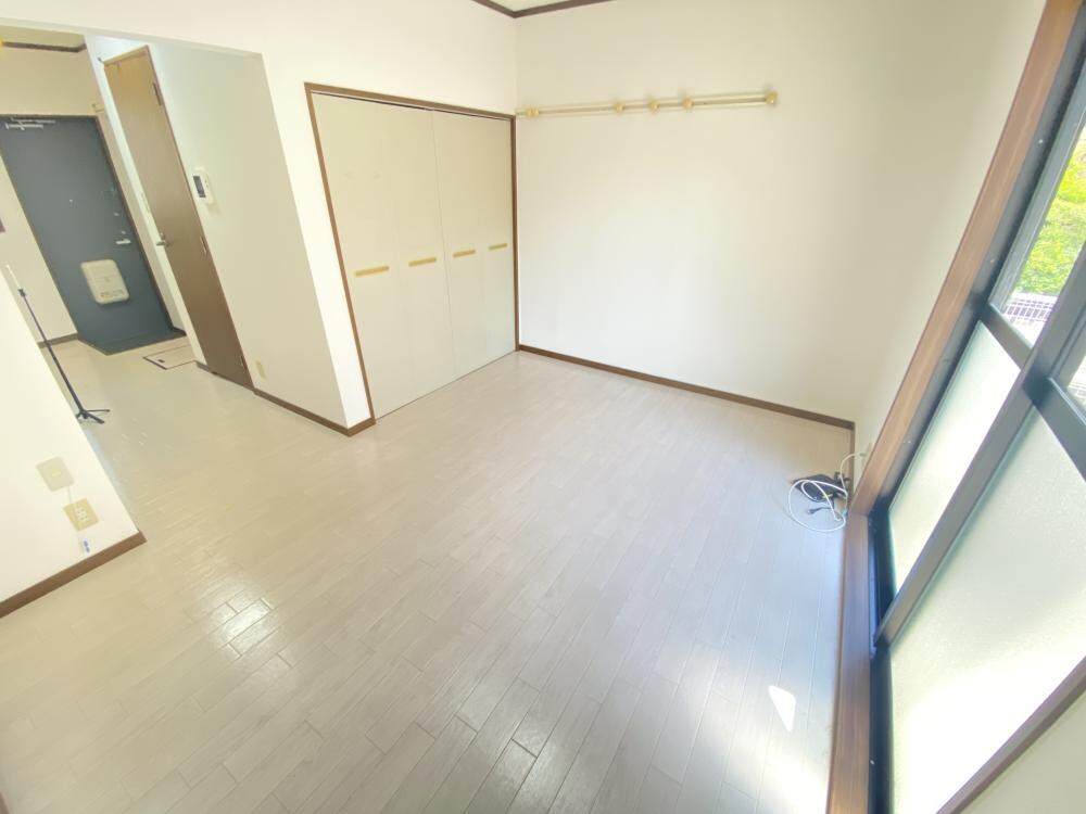 エスペーロ甲東1の物件内観写真