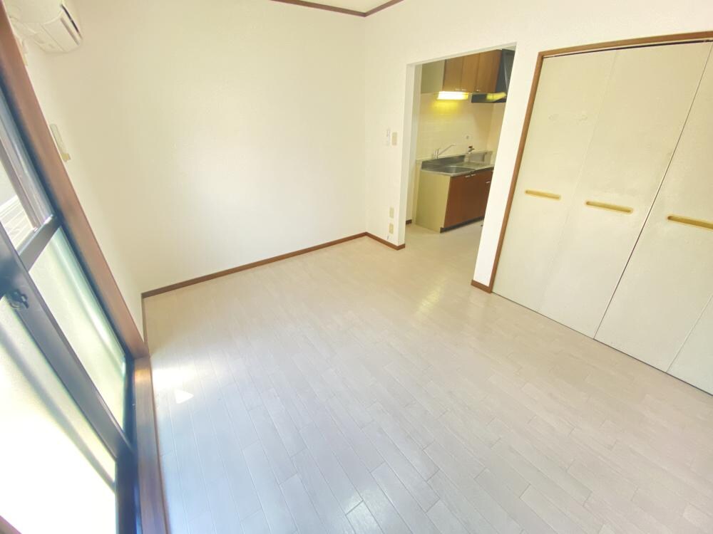 エスペーロ甲東1の物件内観写真