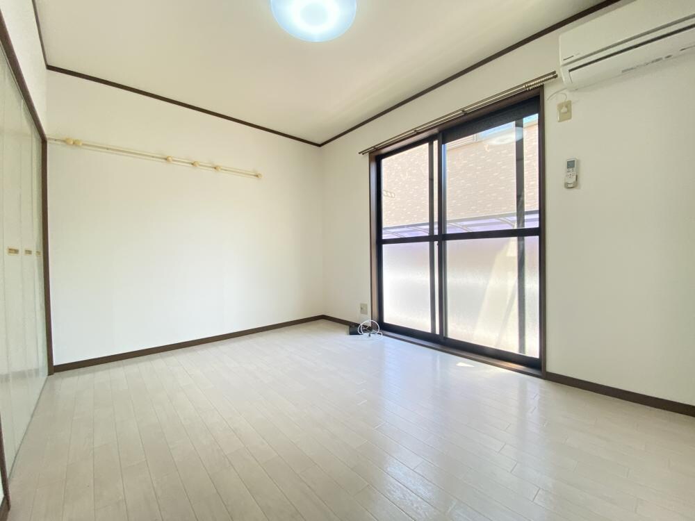 エスペーロ甲東1の物件内観写真