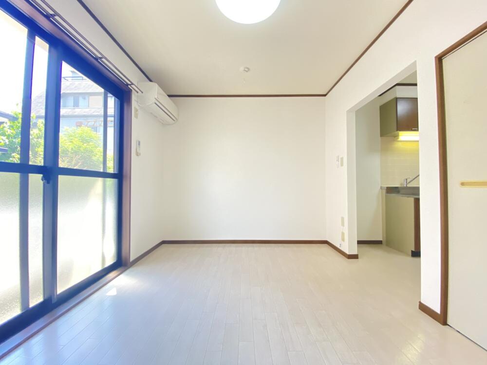 エスペーロ甲東1の物件内観写真