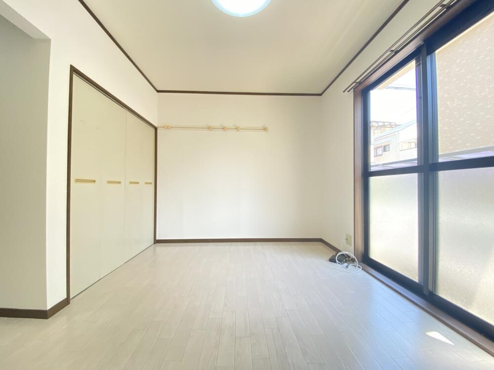 エスペーロ甲東1の物件内観写真
