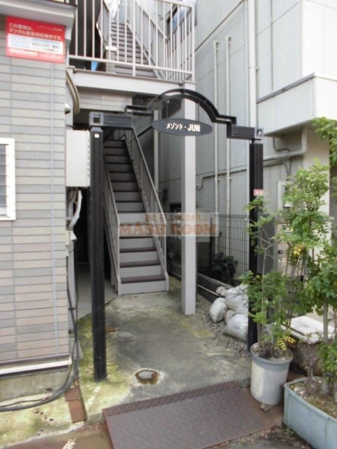 荻窪駅 徒歩9分 2階の物件外観写真