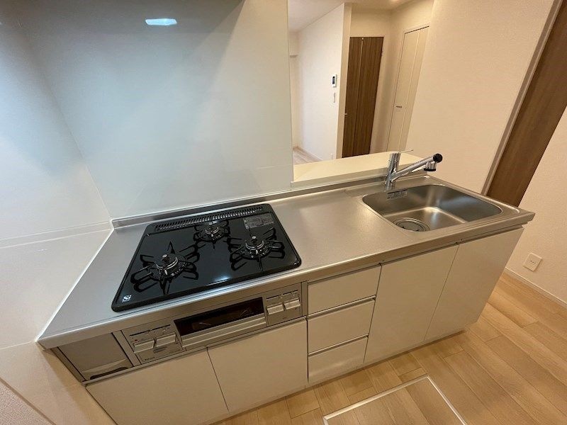 ヴィラ　ドゥ　グレーヌ梅ケ谷Dの物件内観写真