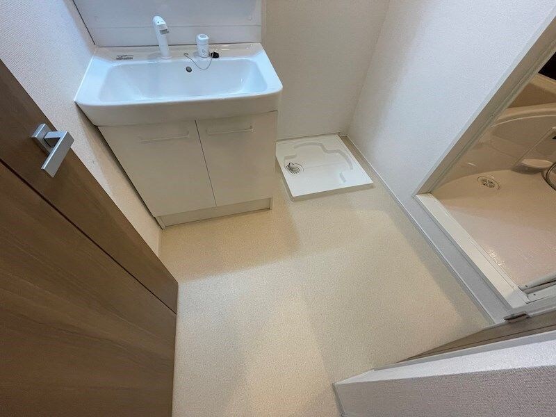 ヴィラ　ドゥ　グレーヌ梅ケ谷Dの物件内観写真