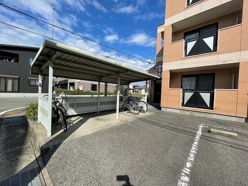 ラフィーヌ上野田の物件内観写真