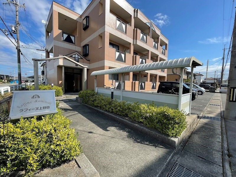 ラフィーヌ上野田の物件内観写真