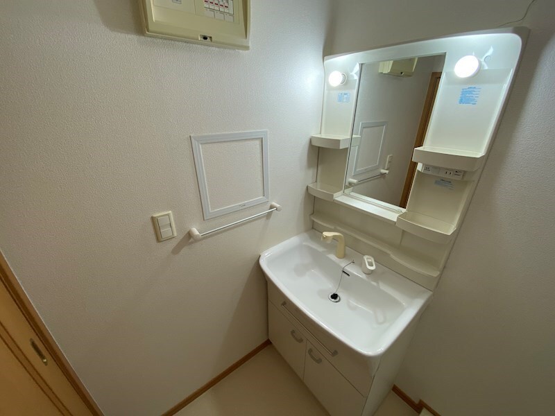 グラン・シャリオBの物件内観写真