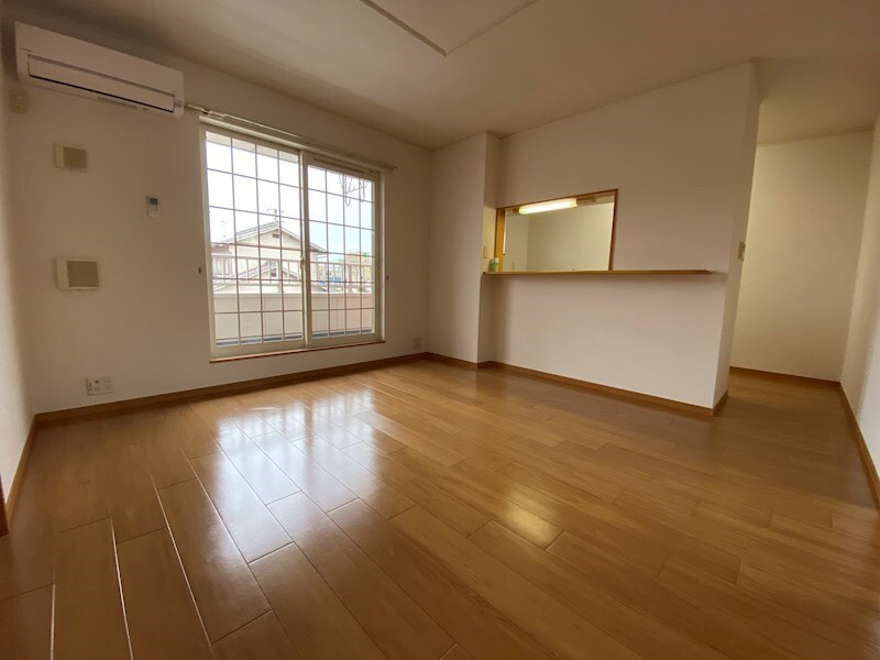 グラン・シャリオBの物件内観写真