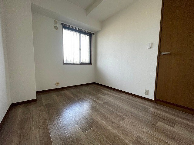 手柄アートスカイハイツの物件内観写真