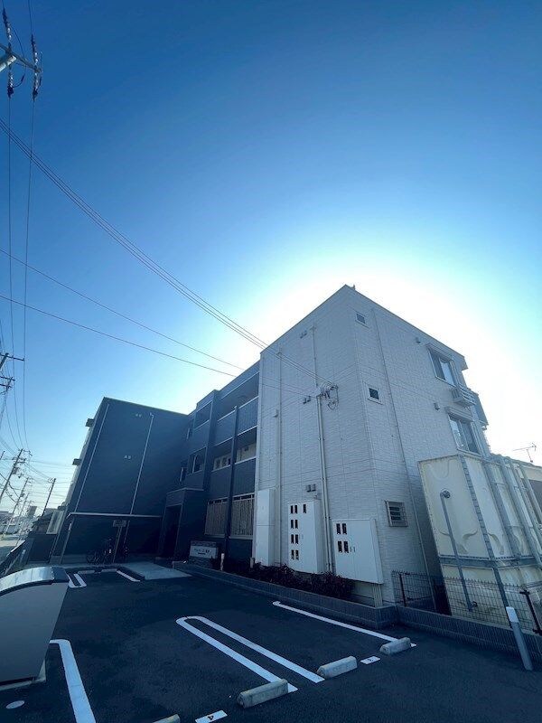 プリムローズ・佳音の物件外観写真